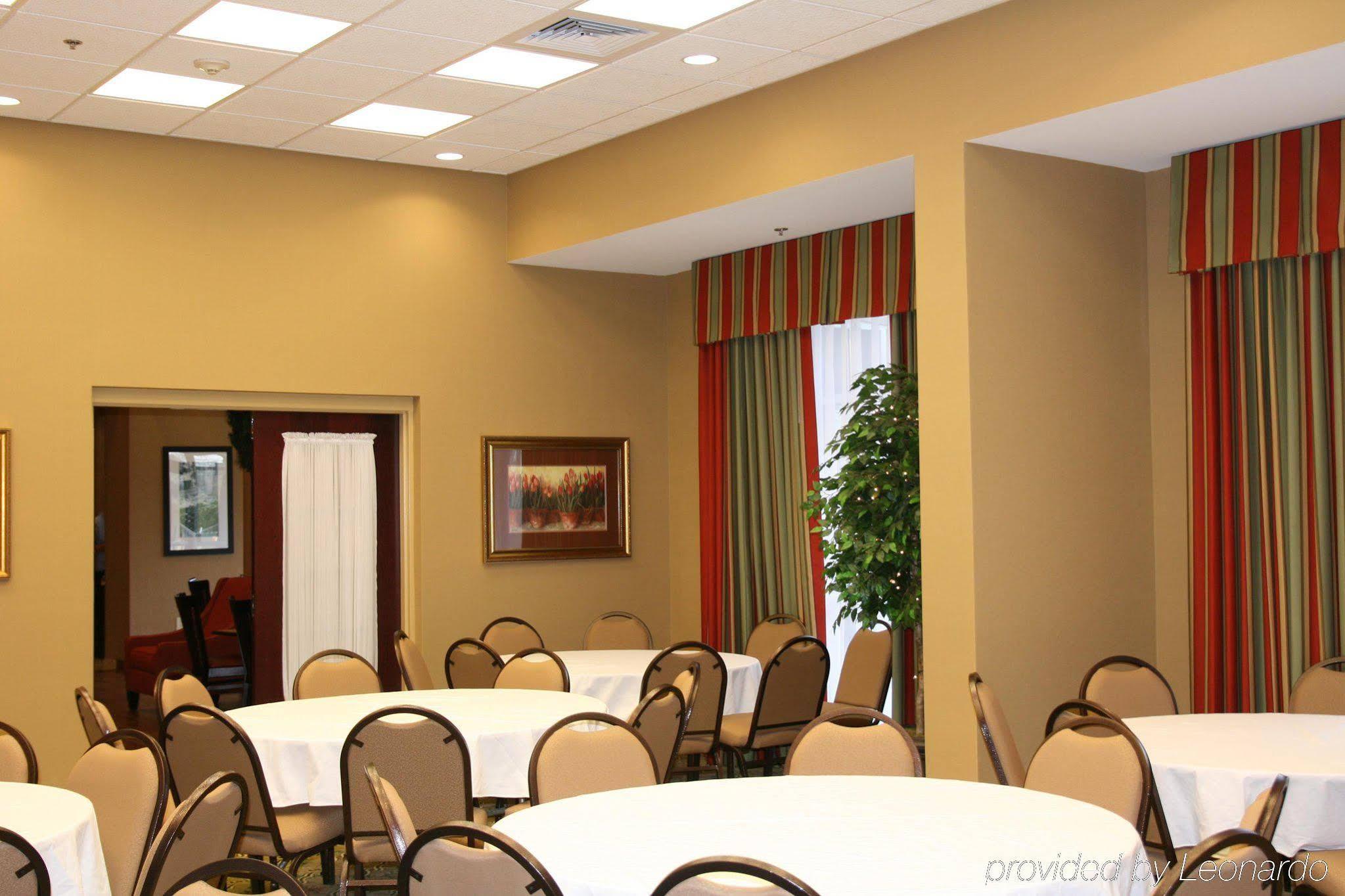 Hampton Inn & Suites Huntsville Hampton Cove Exterior photo