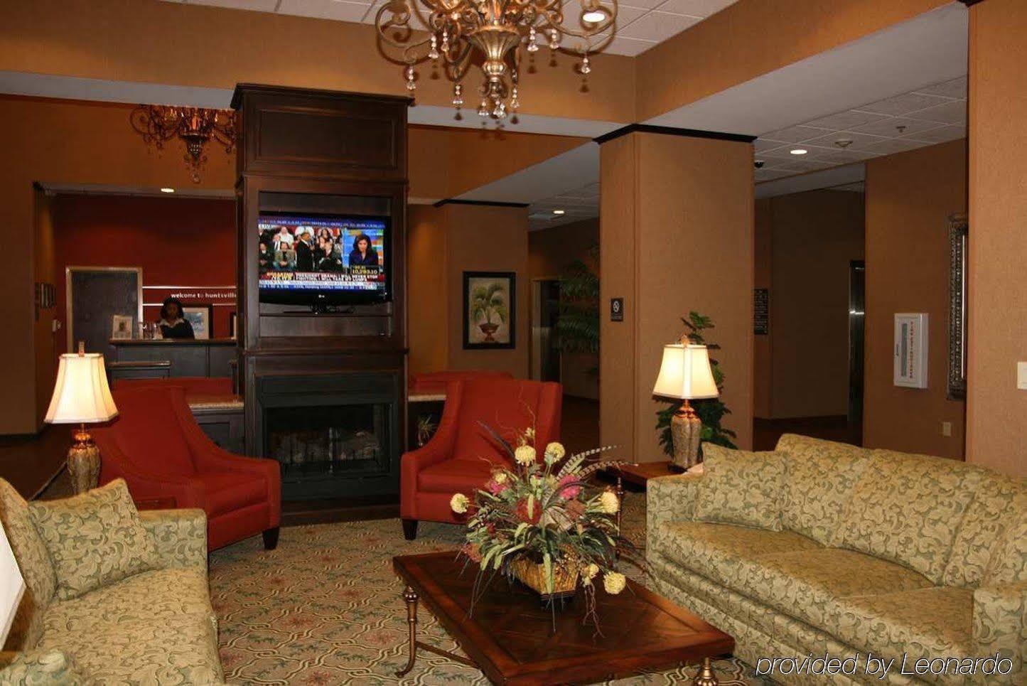 Hampton Inn & Suites Huntsville Hampton Cove Exterior photo