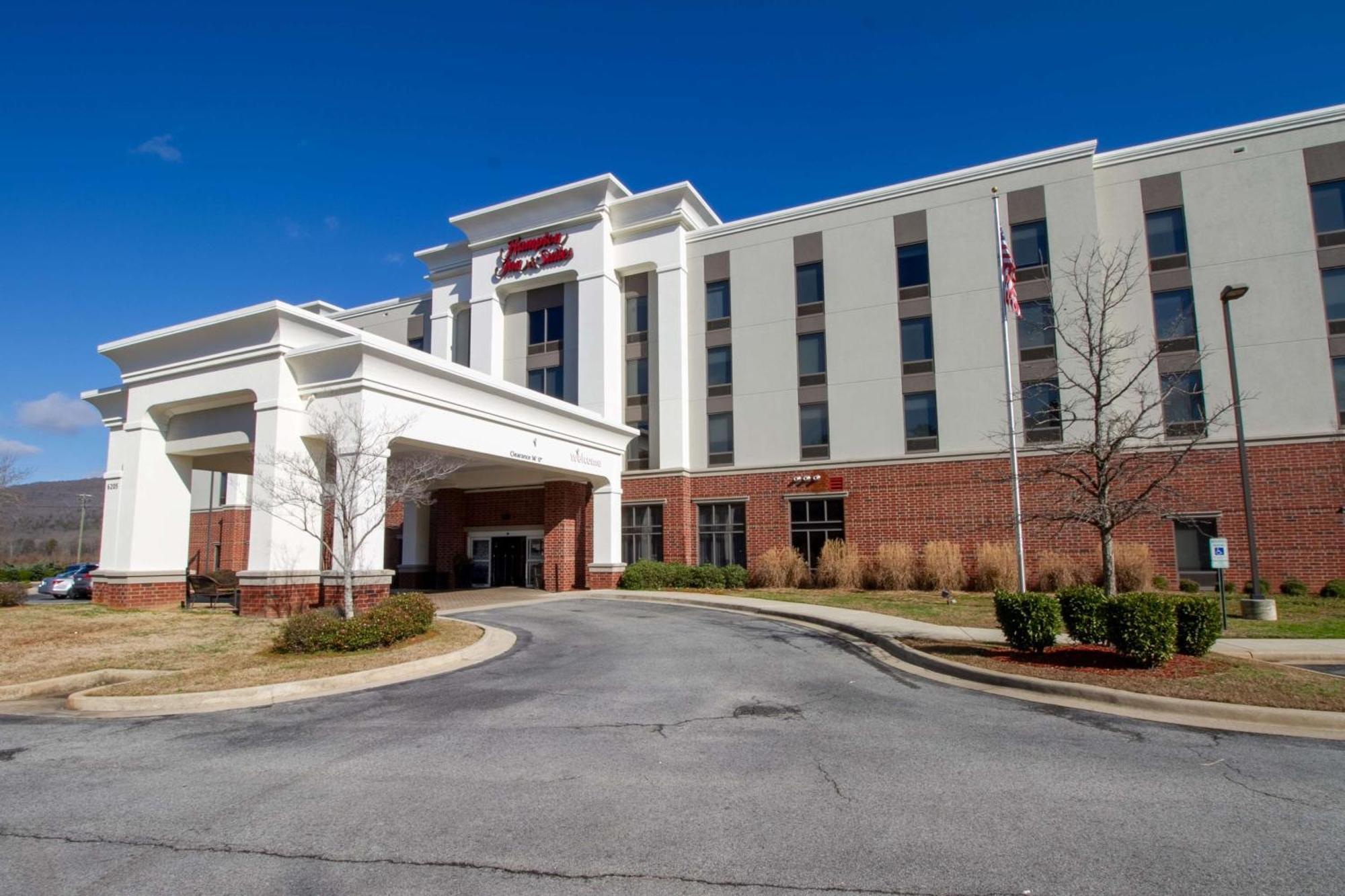 Hampton Inn & Suites Huntsville Hampton Cove Exterior photo