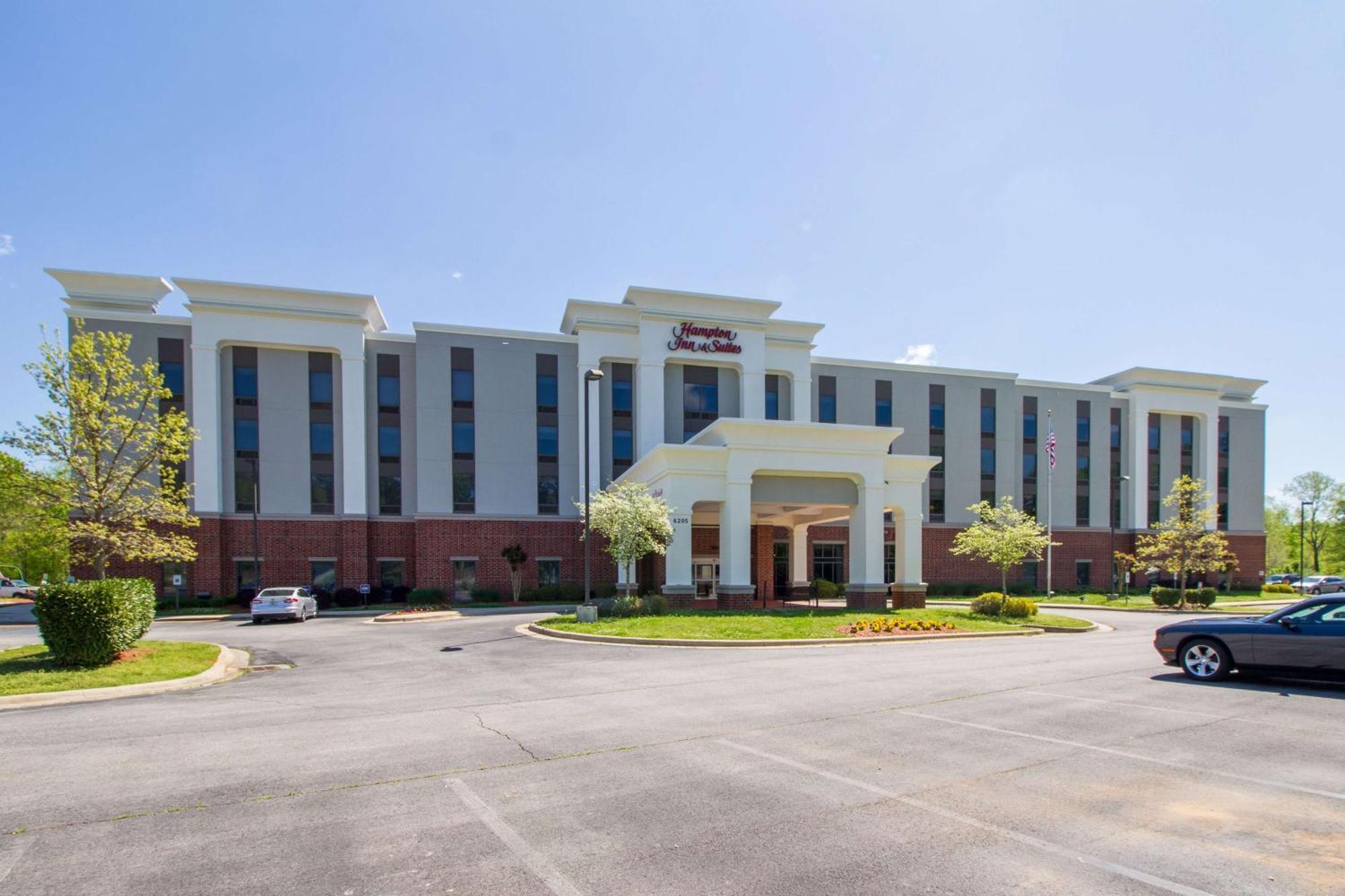Hampton Inn & Suites Huntsville Hampton Cove Exterior photo